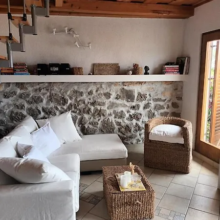 Tomi - Seaview Apartment Vis