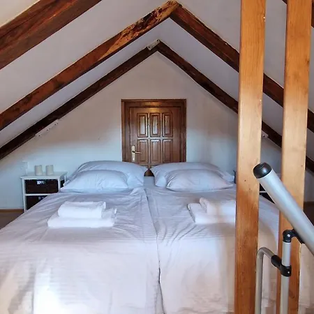 Tomi - Seaview Apartment