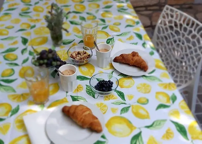 Tomi - Seaview Lägenhet