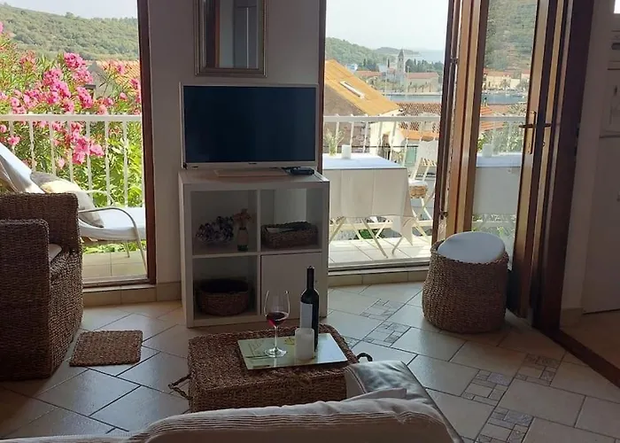 Tomi - Seaview * Vis